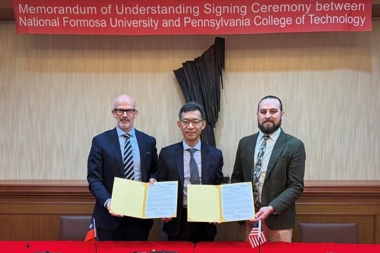  虎科大與美國賓夕法尼亞理工學院簽署合作備忘錄，深化台美教育合作。(照片轉載自中央通訊社)