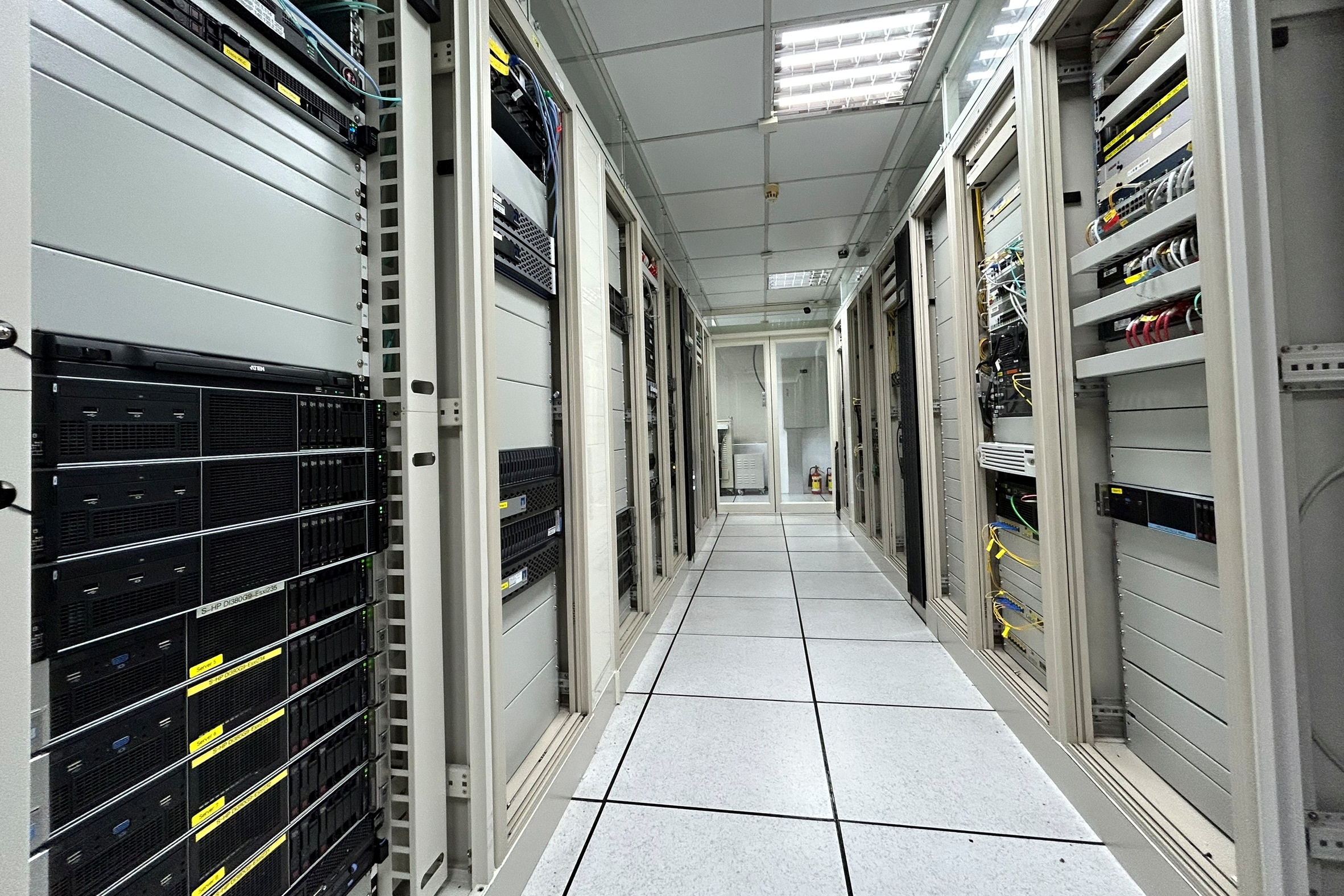 虎科大升級AI雲端計算伺服器，加速AI導入工程課程與實作訓練，強化教學深度與實務導向。